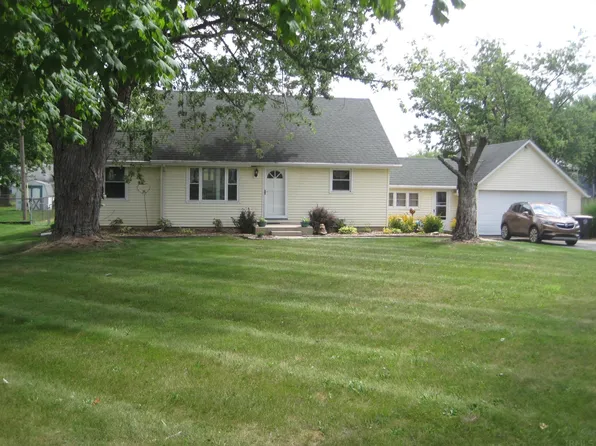 3672 Lahmeyer Rd, Fort Wayne, IN 46815