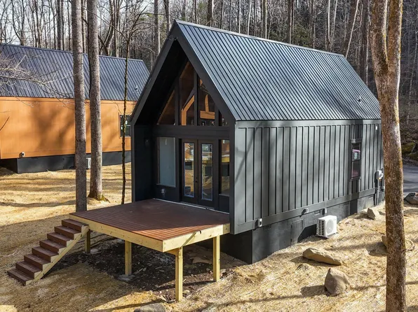 216 Braydens Way, Gatlinburg, TN 37738