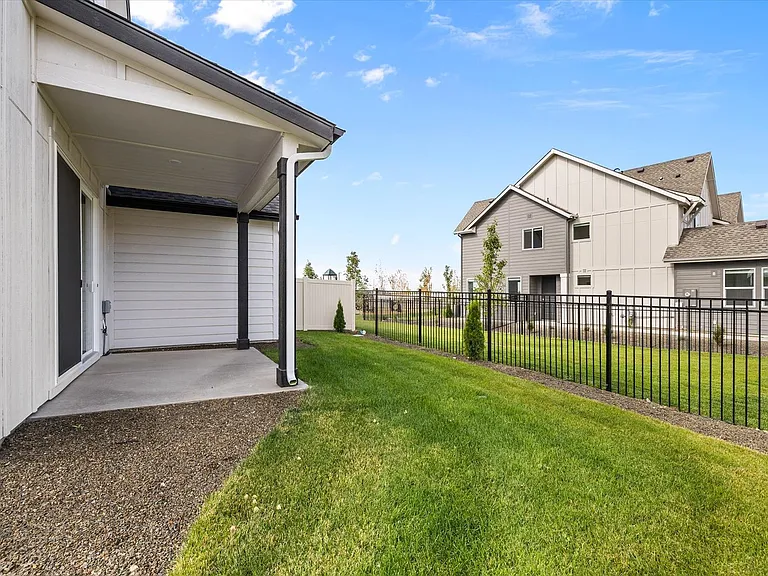 1845 N Black Cyprus Ave — Photo 26