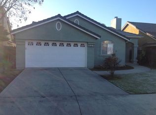 992 Fedora Ave, Clovis, CA 93612