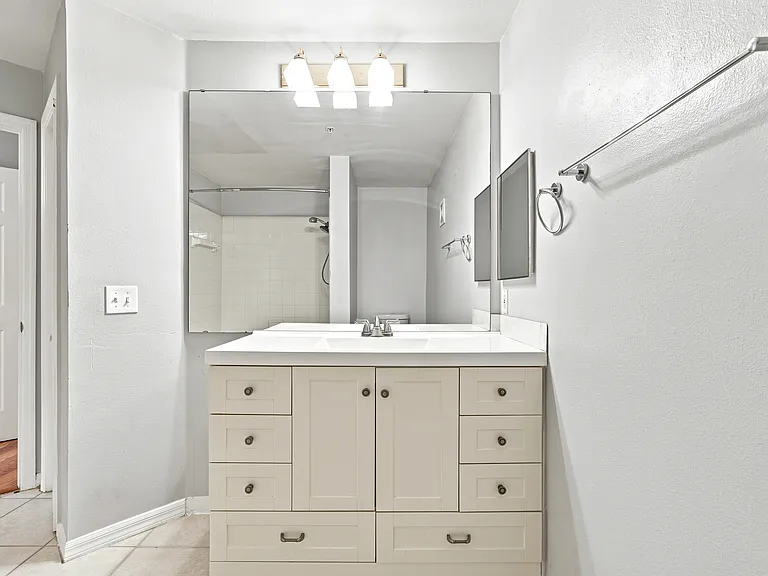 3591 S Kernan Blvd #813 — Photo 22