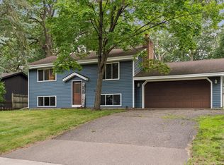 5545 Saint Michael St, Mounds View, MN 55112