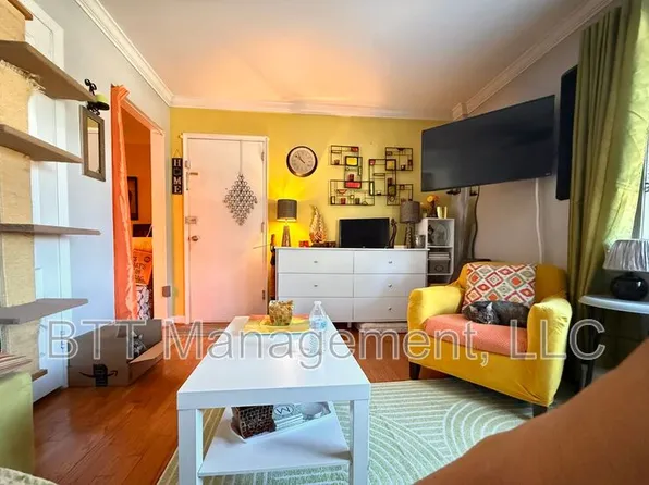 8705 Plymouth St #3, Silver Spring, MD 20901