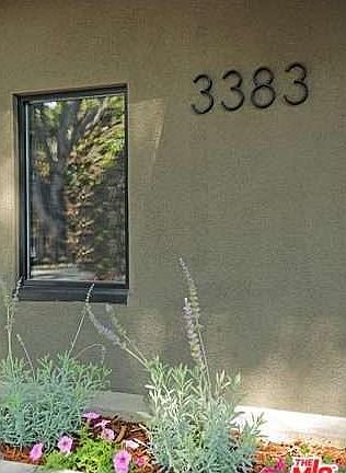 2nd image of 3383 N Knoll Dr