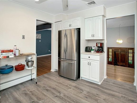 4th image of 16 Johnsons Ln