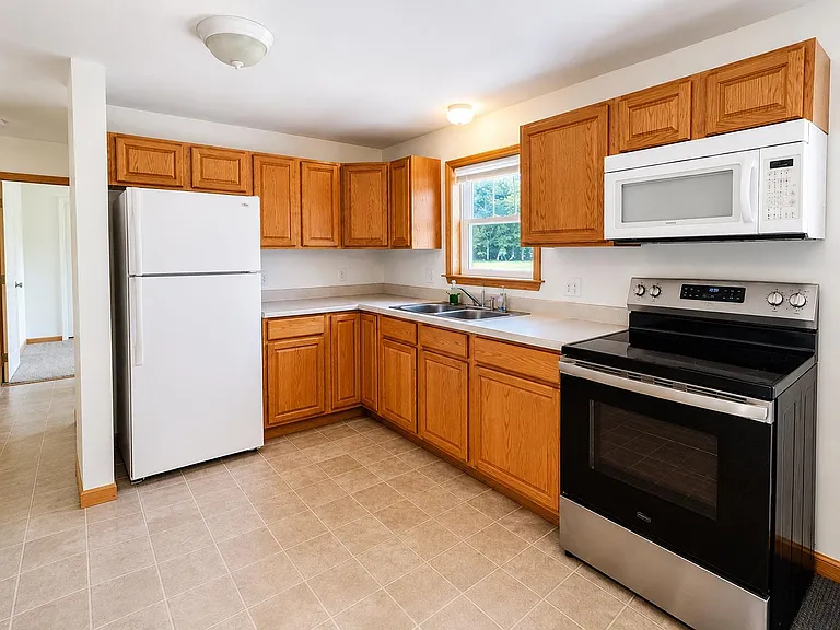 29 Jacob Ave — Photo 7