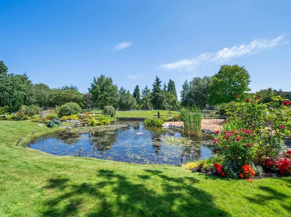 7026 Balaclava St, Vancouver, BC V6N 1M5