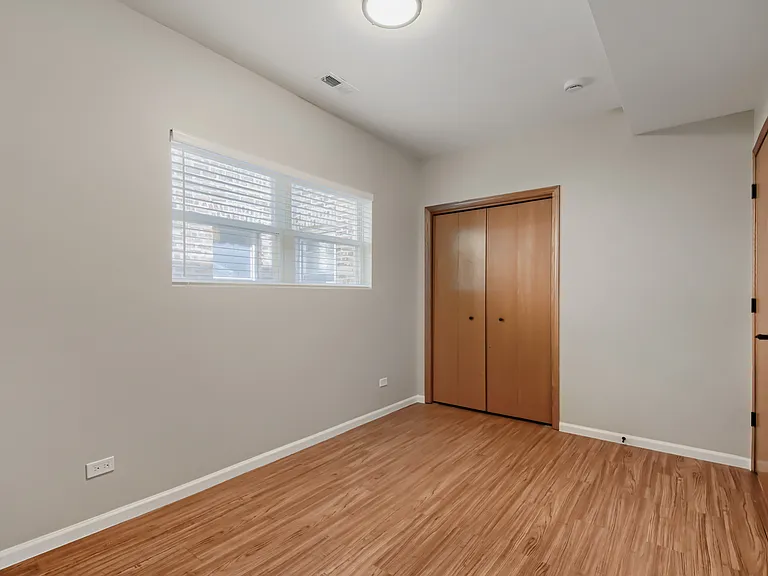 1422 N Maplewood Ave #2 — Photo 18