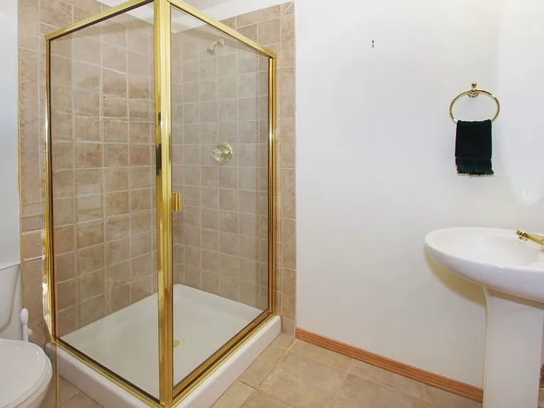 15425 Holbein Dr — Photo 21