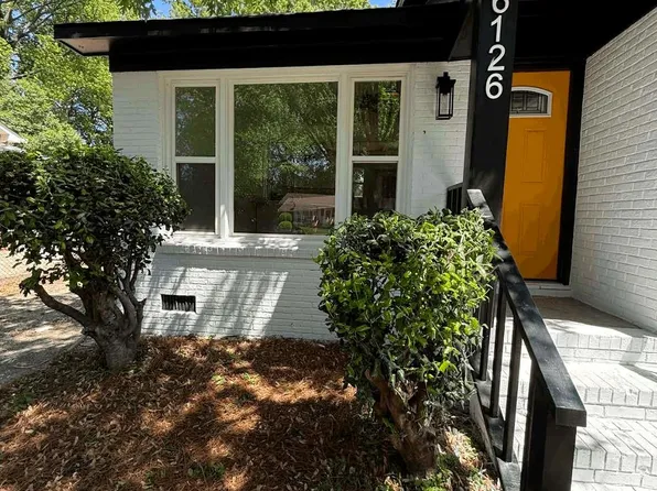 6126 Amberly Ln, Charlotte, NC 28213