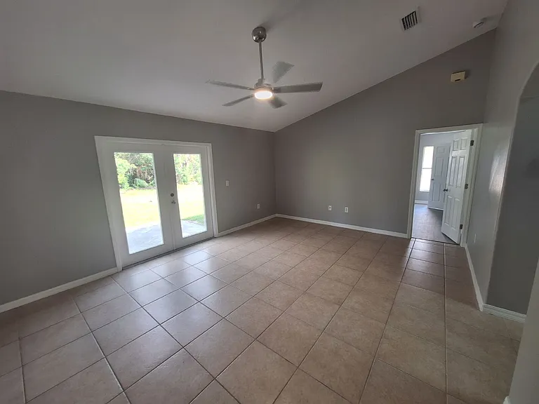 1220 Waycross St — Photo 8