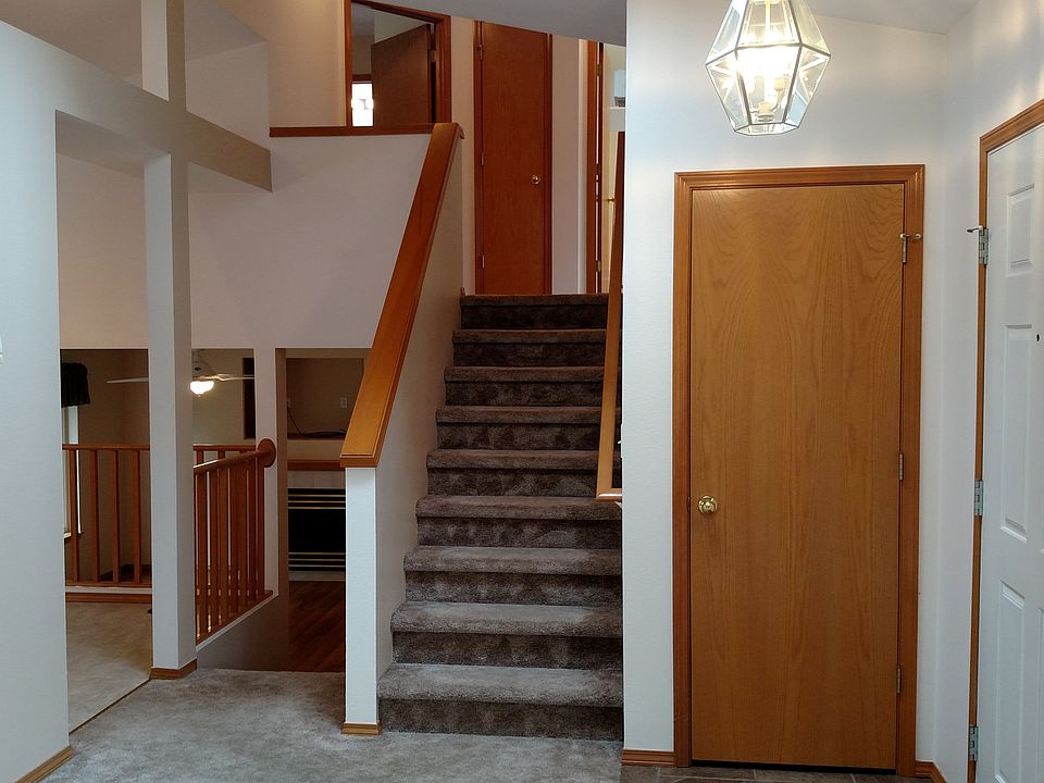 2nd image of 6727 58th Dr NE