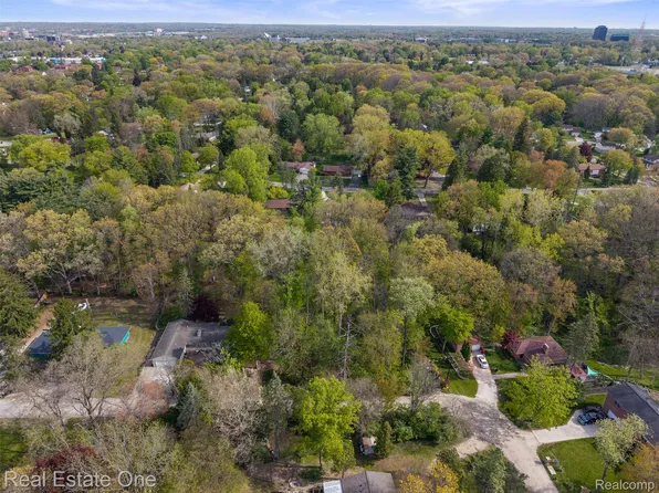 0 Hunters Ln, Southfield, MI 48033