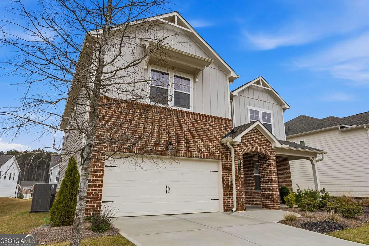 5 bed, 4.0 bath, $3,500 — Photo 1