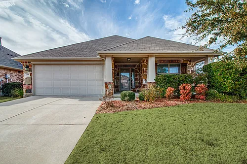 2100 Willow Creek Dr Photo 1