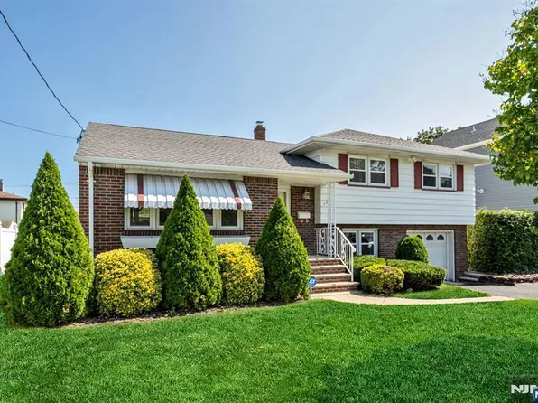 21 27th St, Fair Lawn, NJ 07410