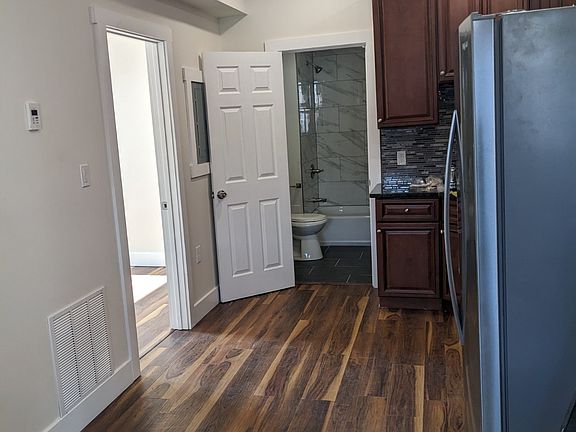 5th image of 518 N State St Unit 2