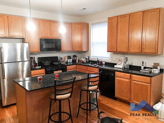 2nd image of 2117 W Washington Blvd #2119-2W