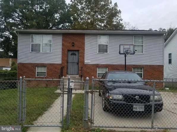 4706 Leroy Gorham Dr, Capitol Heights, MD 20743