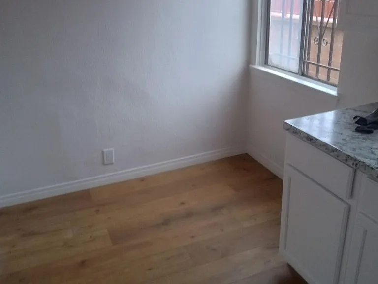 9417 S Normandie Ave #9417 — Photo 2