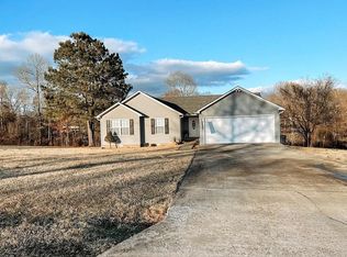 93 Hickory Lake Dr, Buchanan, TN 38222