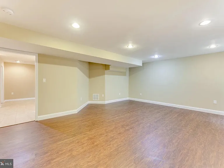 Basement Entertainment Rec Room