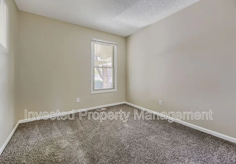 18955 E 45th Ave — Photo 14
