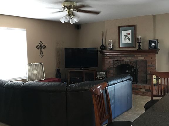 5th image of 6110 W Columbine Dr