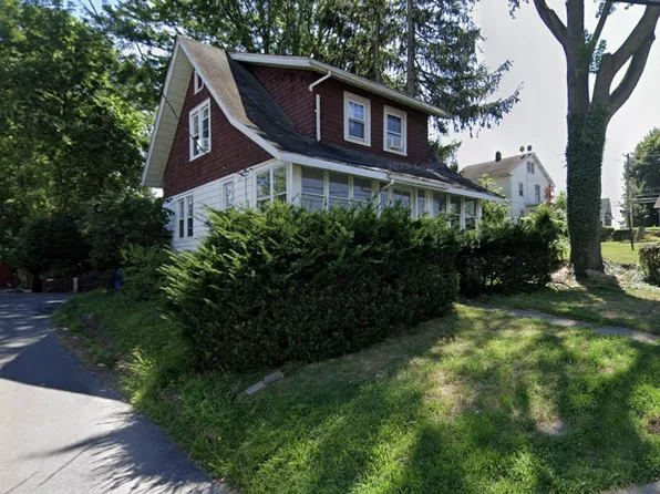 222 Wickham Ave, Middletown, NY 10940