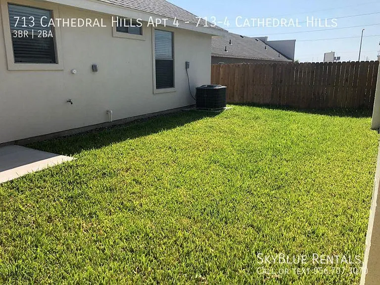713 Cathedral Hl #4 — Photo 12