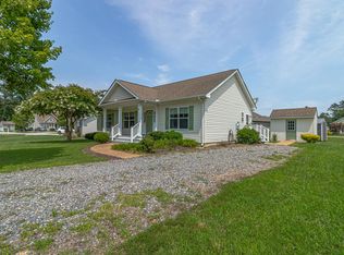 48 Our Way Dr, Kilmarnock, VA 22482