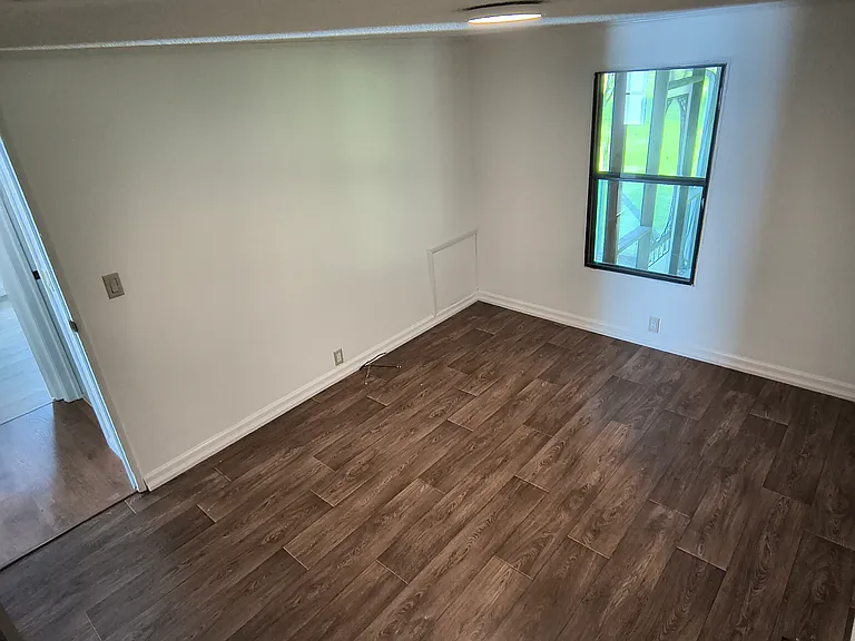 2440 Welch Rd — Photo 10