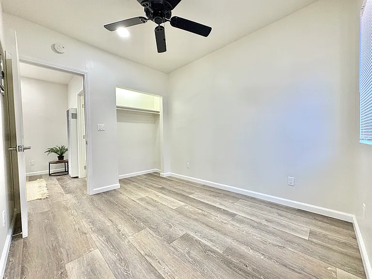 1770 Gaviota Ave #17 — Photo 7