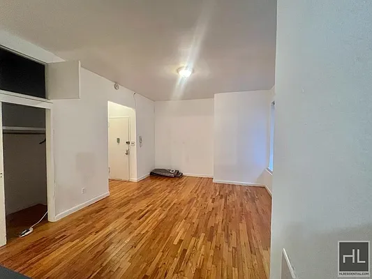 Rented by Highline Residential | media 4