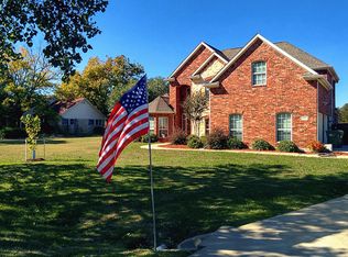 3809 Castle Dr, Rowlett, TX 75089