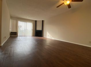 4051 Elm Ave #10, Long Beach, CA 90807