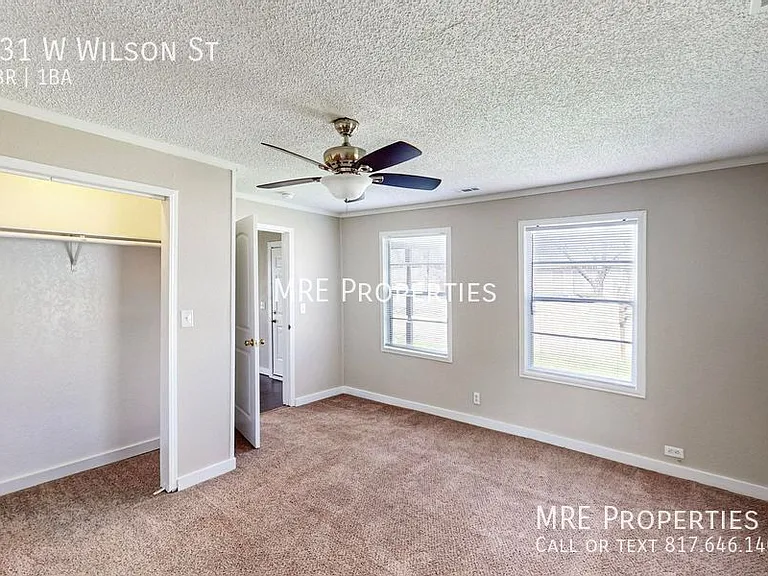 531 W Wilson St — Photo 4