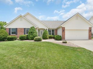 4 Mustang Trail Ct, Saint Peters, MO 63376