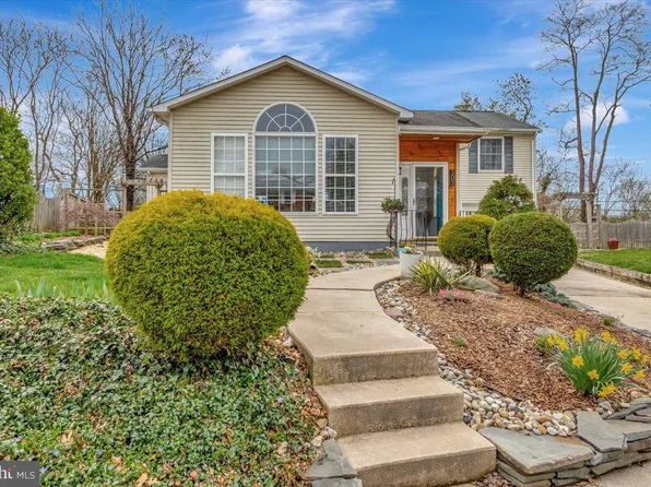 303 Oak Ln, Towson, MD 21286