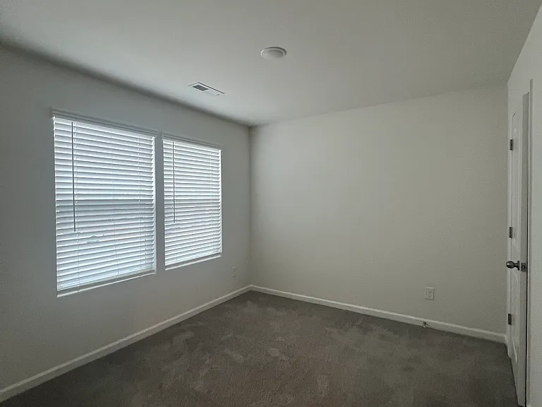 120A Fosters Glen Pl #120A — Photo 14