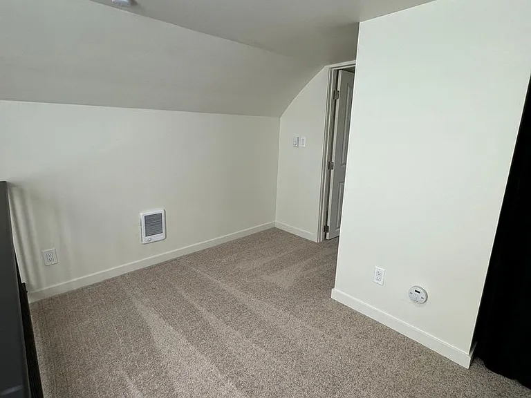 16025 SE Lake Holm Rd — Photo 17
