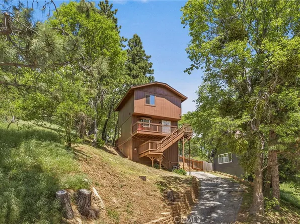 500 Dorn Dr, Crestline, CA 92325