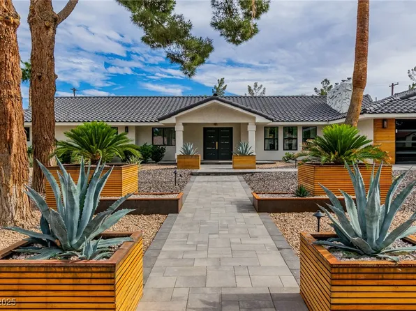 3189 Montecito Dr, Las Vegas, NV 89120