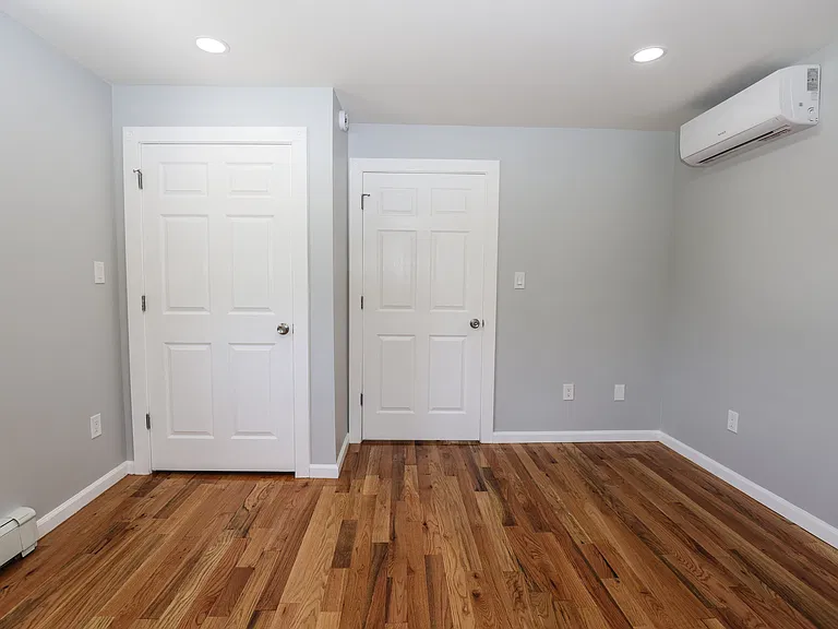 562 Peacock St #1 — Photo 20