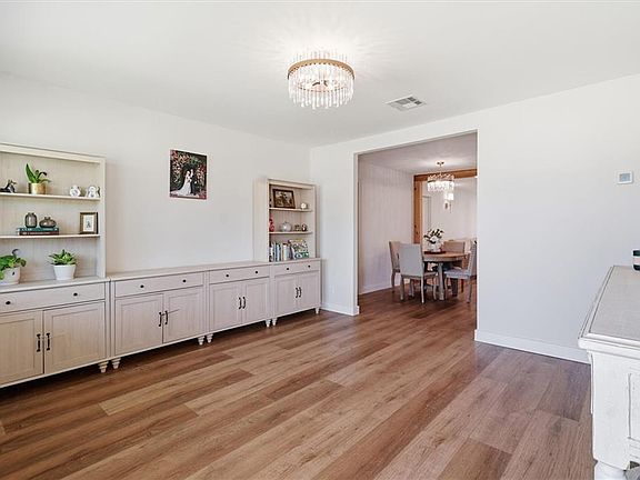5th image of 1914 Fordham Pl