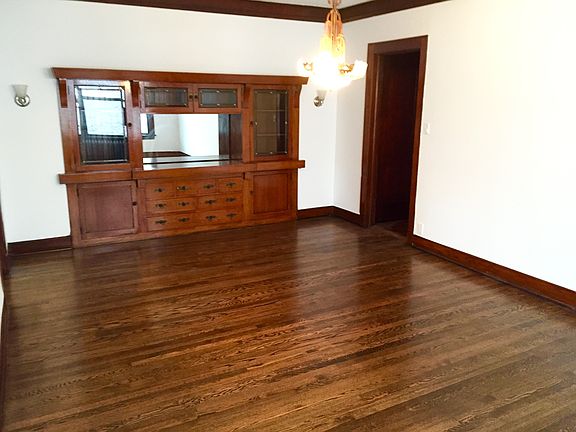 2nd image of 4442 N Magnolia Ave #2