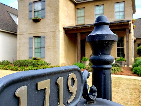 1719 Yarbrough Farms Blvd