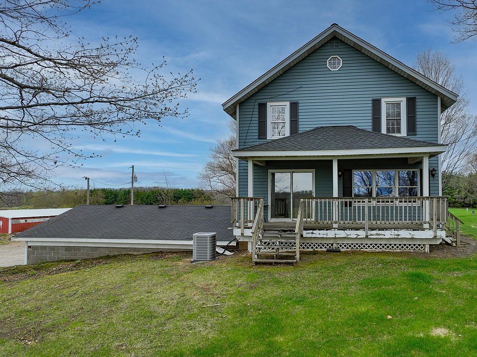 1st image of 982 County Road D