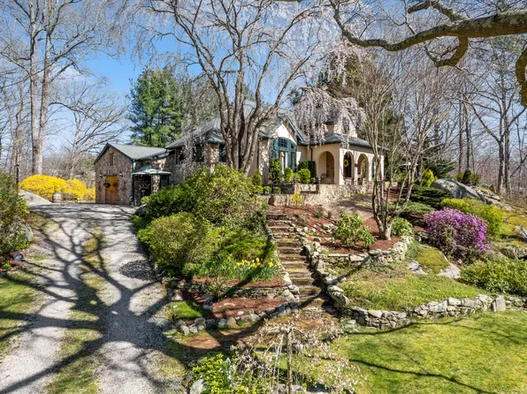 46 Airline Road, Clinton, CT 06413