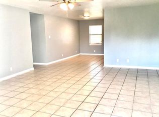 11839 15th St #2, Santa Fe, TX 77510